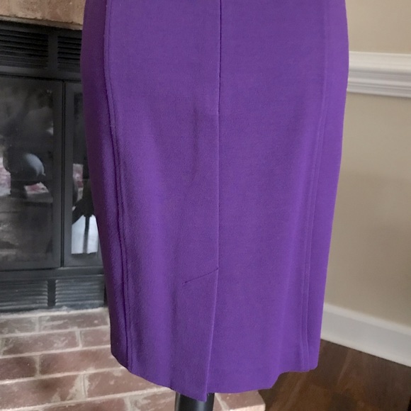 JONES NEW YORK  PURPLE RUFFLED NECKLINE DRESS Size 8 ( Medium) - Picture 11 of 14
